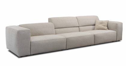 Up by Saba Italia