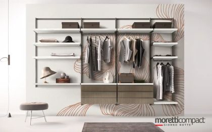 O422 by Moretti
