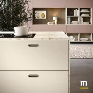 Колекция College