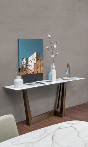Art Console by Bonaldo