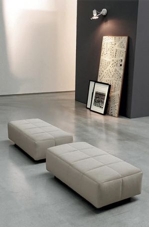 Squaring bench and pouf by Bonaldo