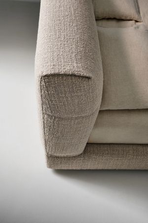 Belloalto bed by Bonaldo