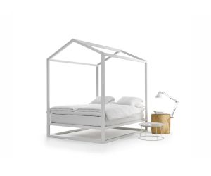 Casetta in Canada' by Mogg