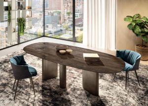 Hoa Table