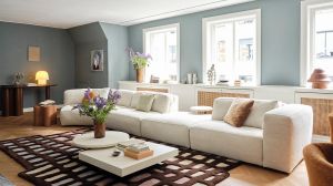 Up by Saba Italia