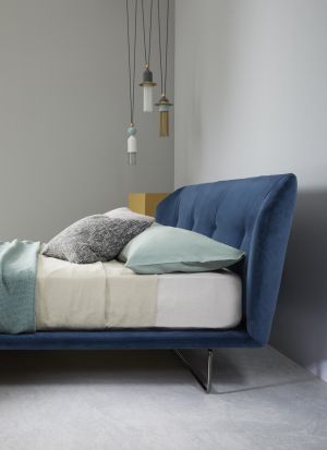 New York Air - bed by Saba 