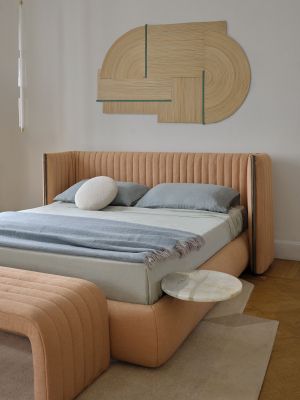 Metis  bed by Saba 