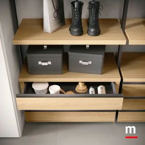 V326 by Moretti